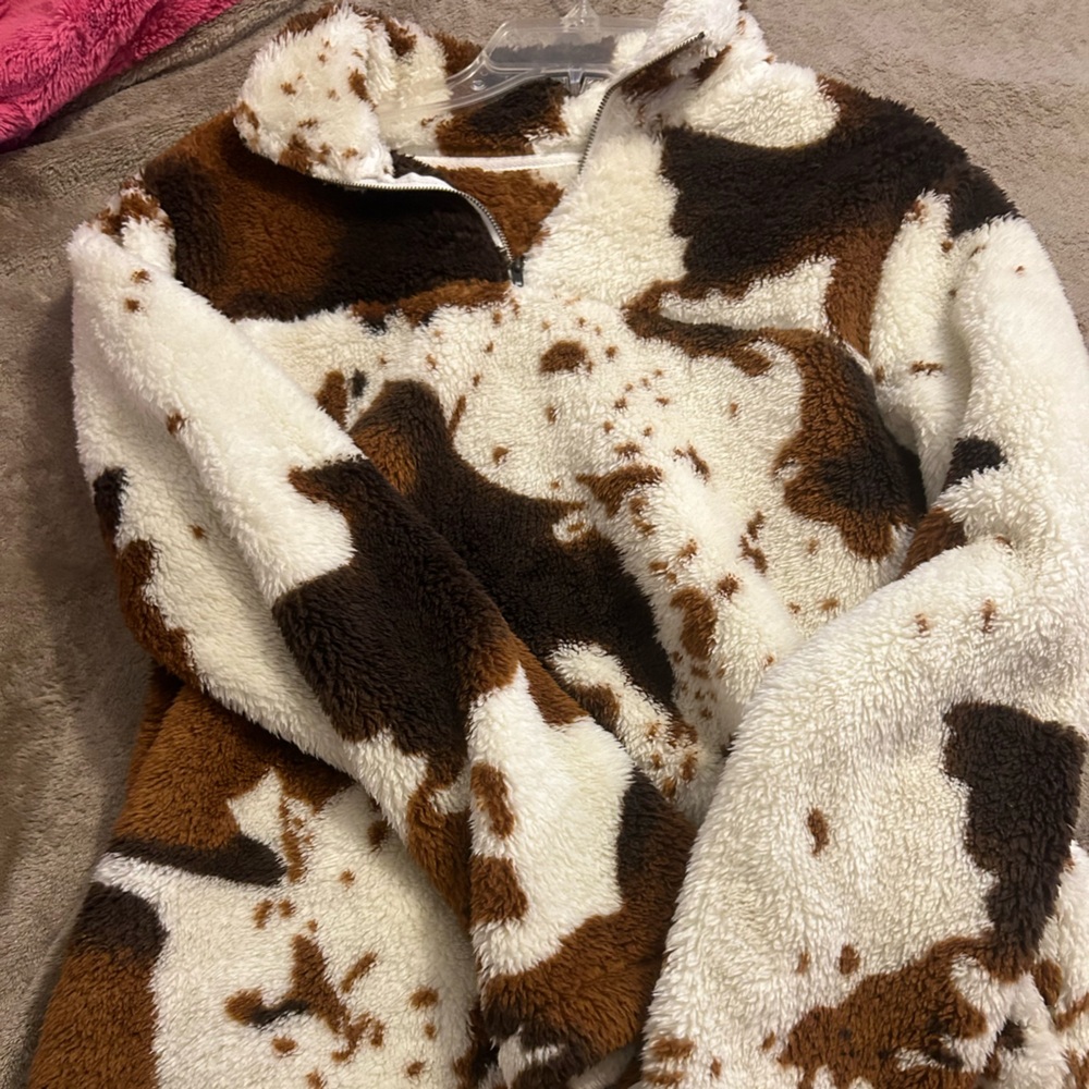 Cow print neck zip up sweatshirt